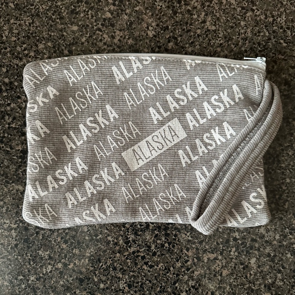 Alaska Zip Pouch/Wristlet